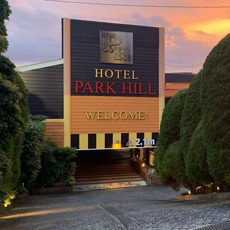 Hotel Park Hill ساسيبو المظهر الخارجي الصورة